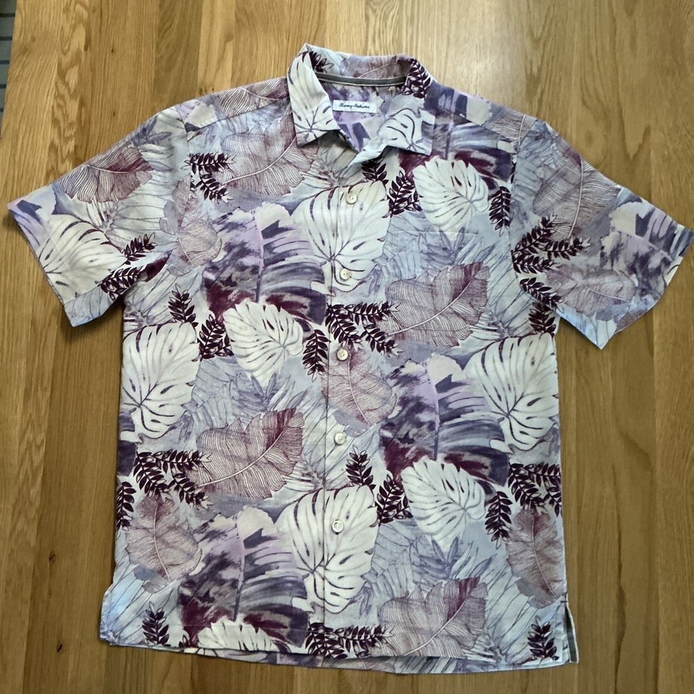 Tommy Bahama Size M Hawaiian Shirt Purple Tropical Island Zone Short Sleeve